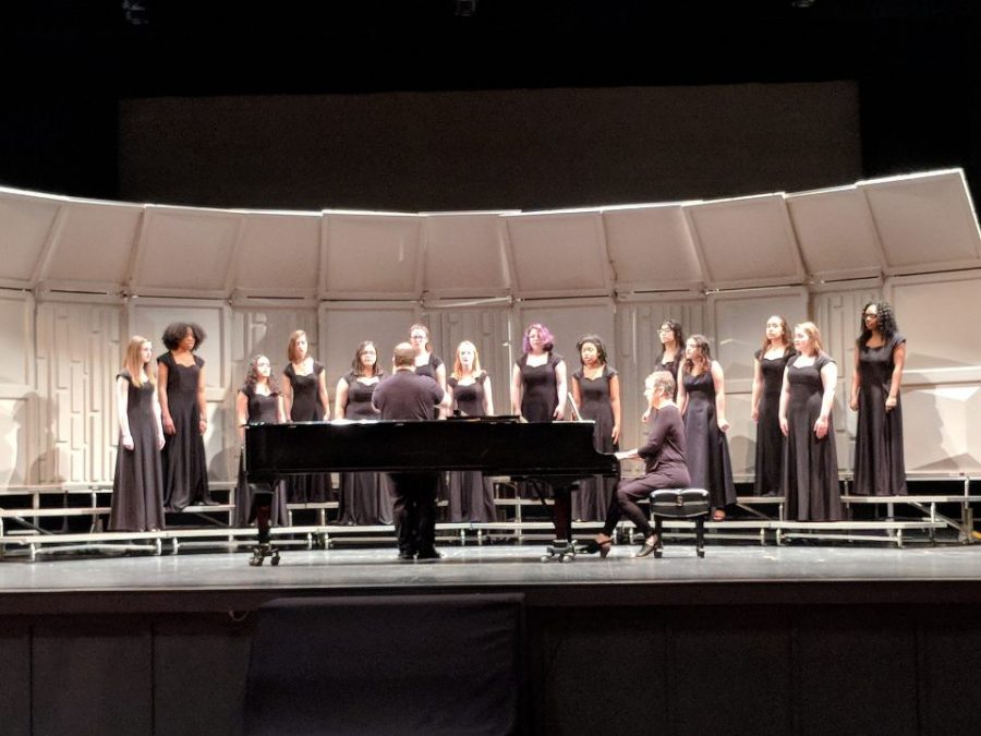 Women’s Chorus performs “Stopping By Woods On A Snowy Evening” at Meredith College for Music Performance Adjudications.
