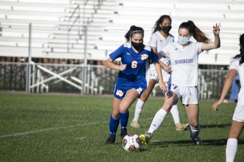 Athens Drive Womens Soccer Defeats Riverside 1-0 in Jaguar Stadium.
