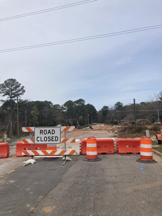 Road+closed+construction+sign+where+the+Athens+Bridge+is+being+remodeled.+The+bridge+is+not+scheduled+to+be+reopened+for+another+year.+++